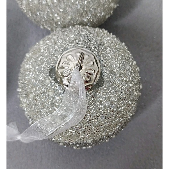 Silver Glitter Beads & Pearls Glass Ball Kugel Christmas Ornaments 4 Pc 5" - Picture 9 of 9